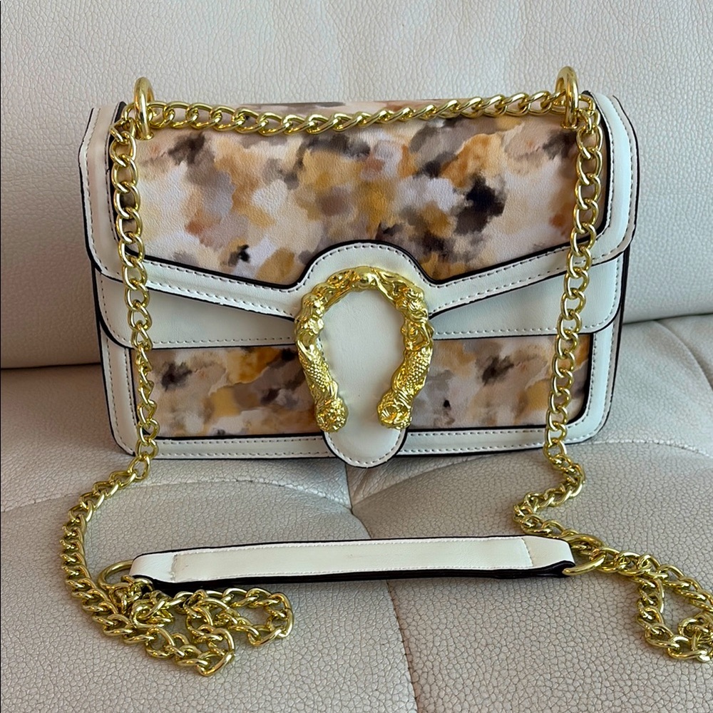 Brand New Luxury Elegant Gold Chain Women's Bag